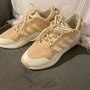 Adidas sneakers size 7
